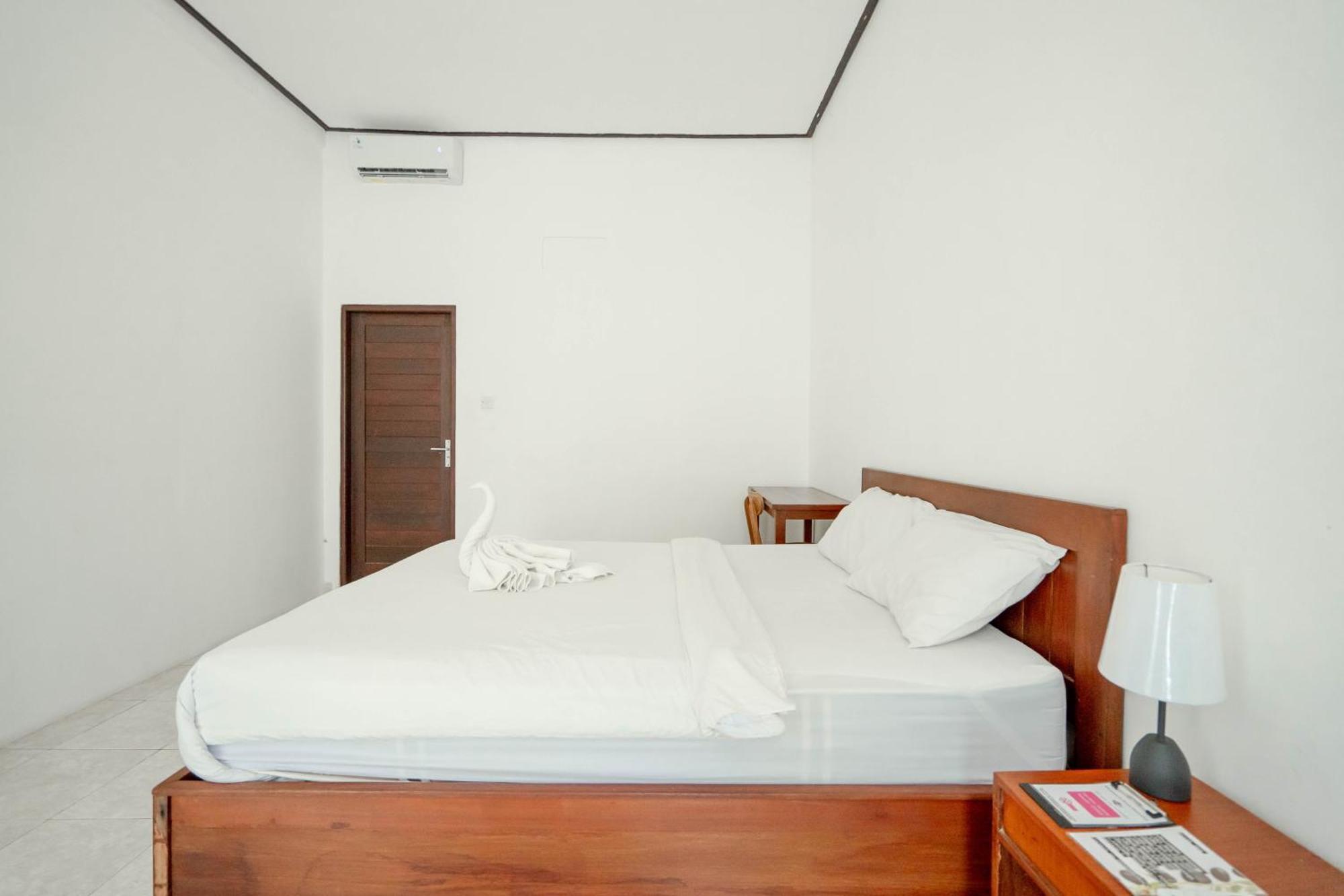Brisk Homestay Uluwatu Redpartner Exterior photo